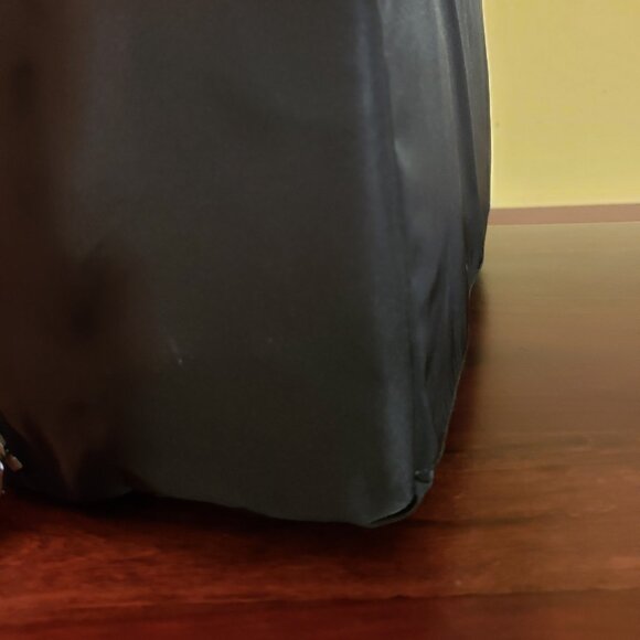 PRADA TESS SAFFIANO Nylon/Leather Tote Handbag (Nero) includes Authenticity card - Picture 6 of 13